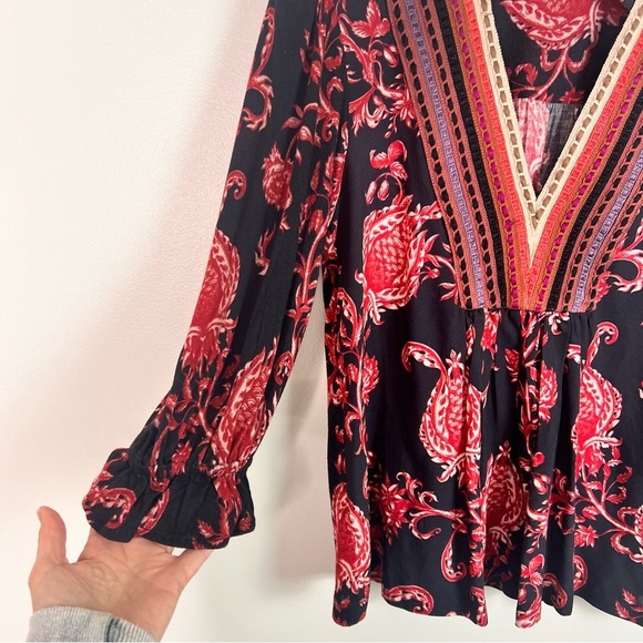 Anthropologie Bl-nk Floral Embroidered V-Neck Top - Picture 6 of 9